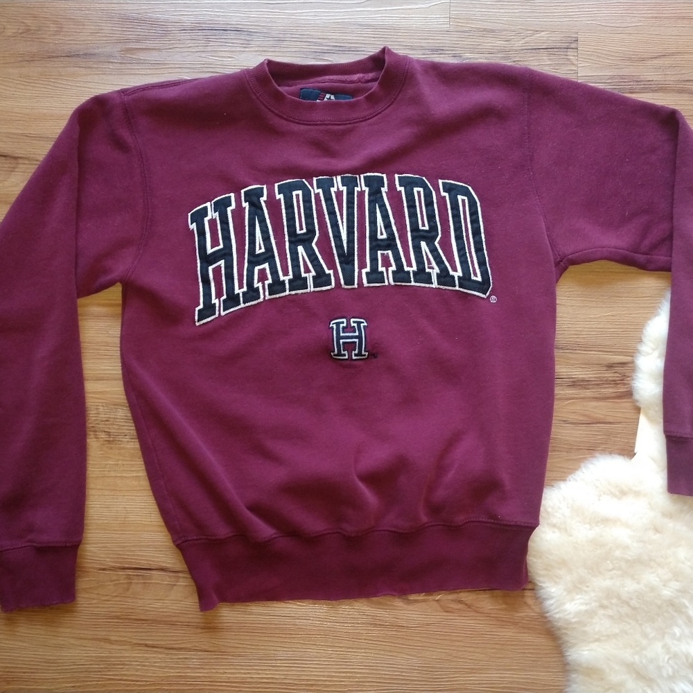 Harvard crew neck sweater